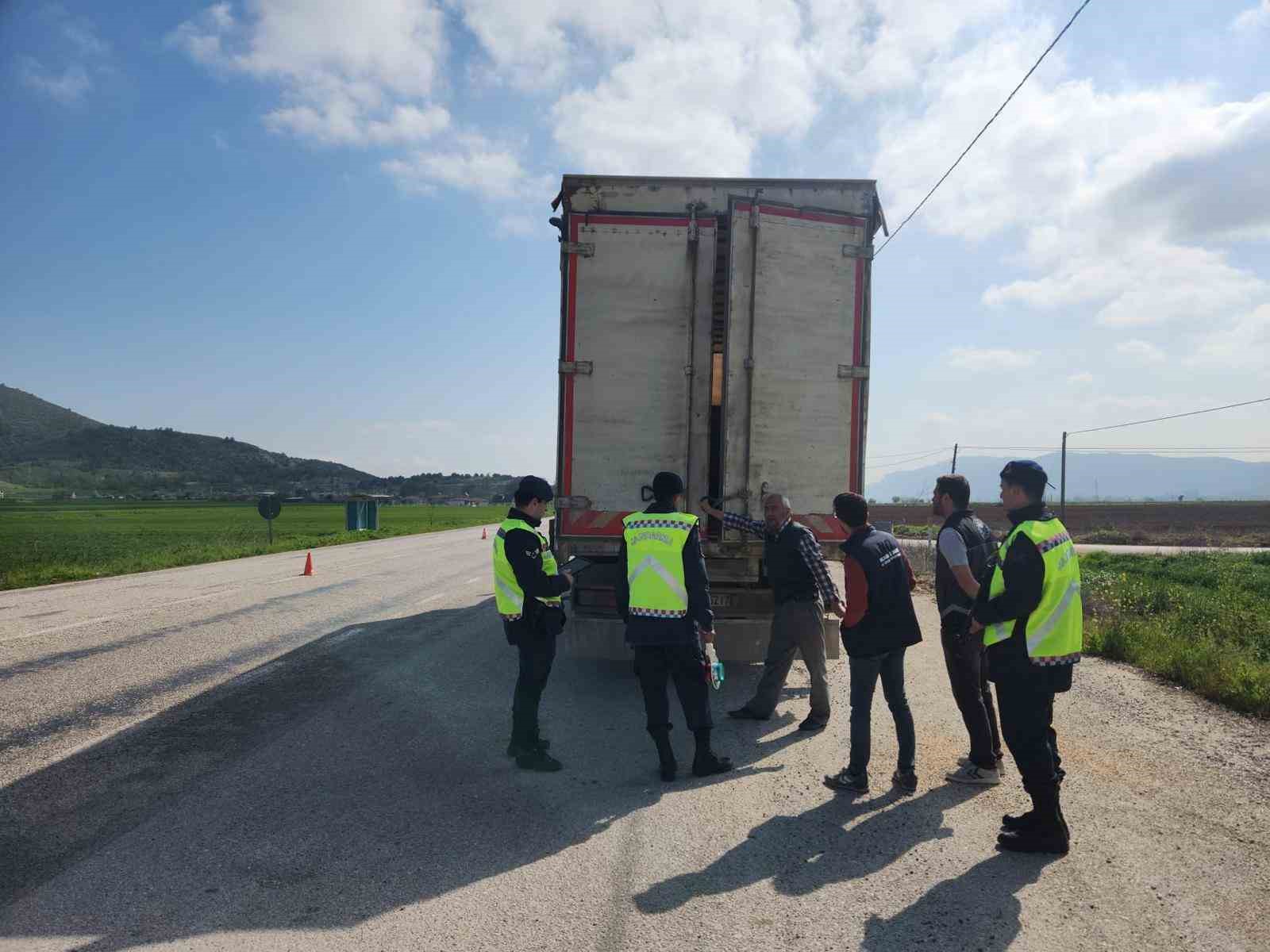 Bilecik’te Kurban Bayramı öncesi hayvan sevkiyatına sıkı denetim
