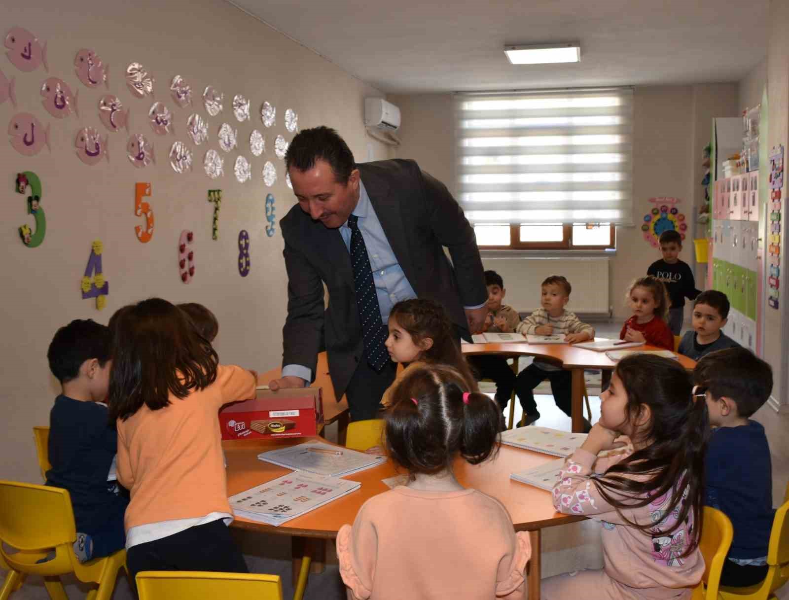 Bilecik’te miniklerden Ramazan yardımı
