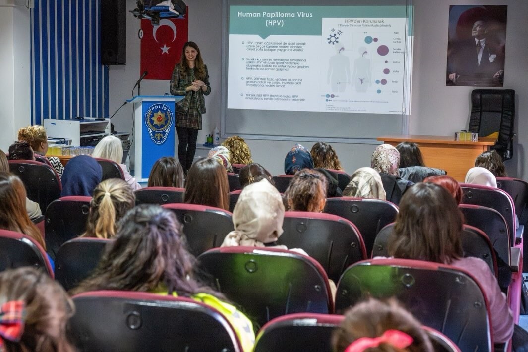Bilecik’te rahim ağzı kanseri farkındalık semineri
