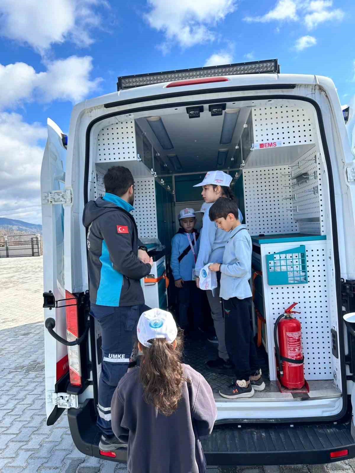 Bilecik’te ‘Sağlıklı Çocuk, Sağlıklı Gelecek Eğitim Programı’ düzenlendi
