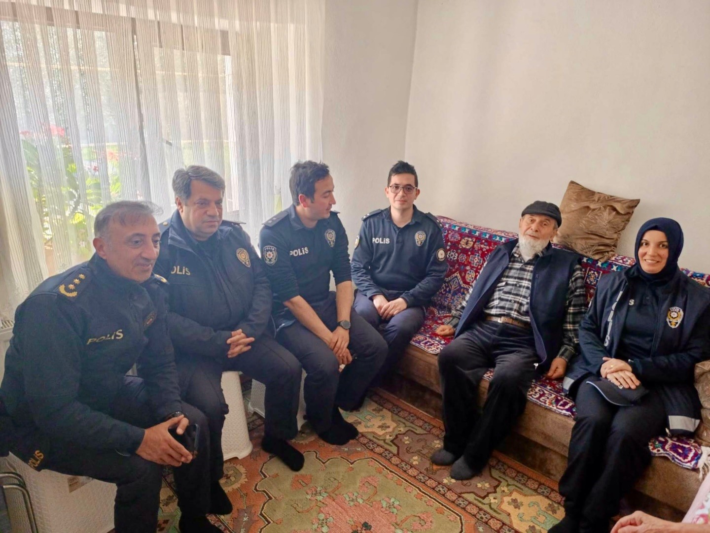 Bilecik’te şehitler için dua, emekli polis ve ailelerine vefa
