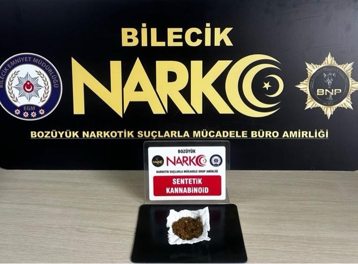 Bilecik’te sentetik kannabinoid ele geçirildi

