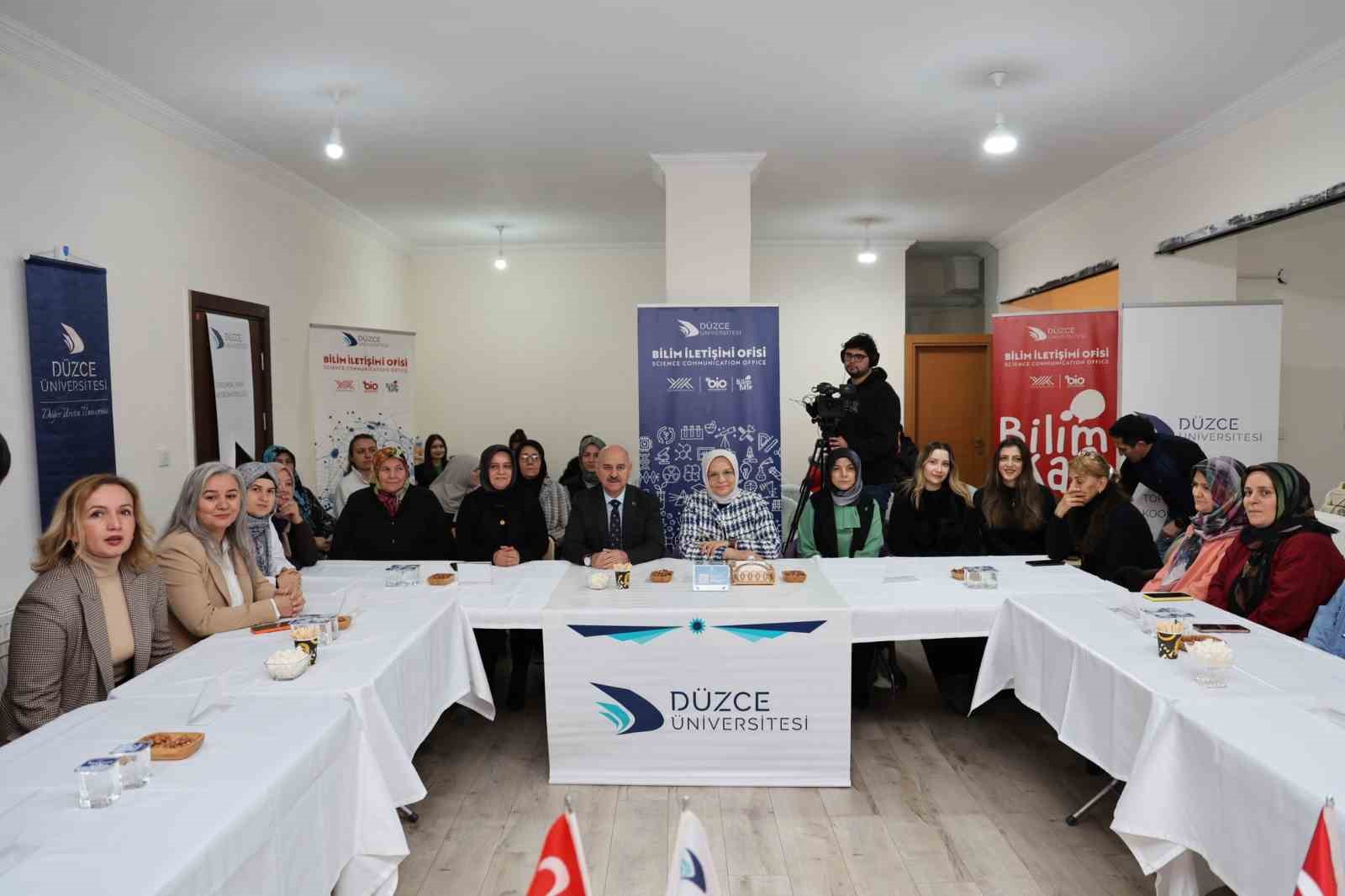 Bilim Kafede çocuklarda şiddet eğilimi her yönüyle ele alındı
