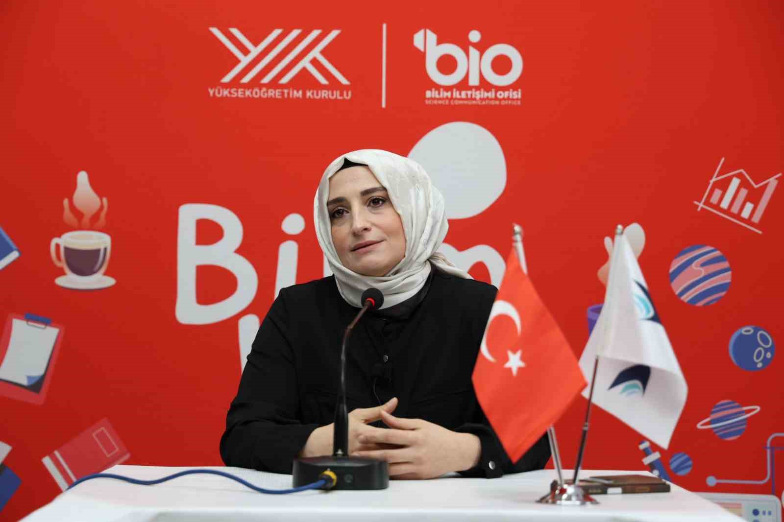 Bilim Kafe’de kadın sağlığı ve erken tanının önemi konuşuldu
