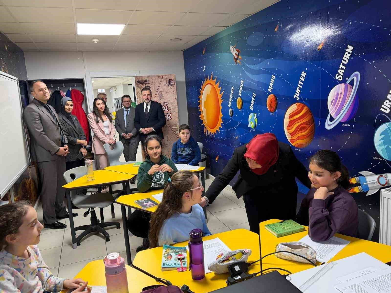 BİLSEM öğretmeni STAR programında bursiyer oldu
