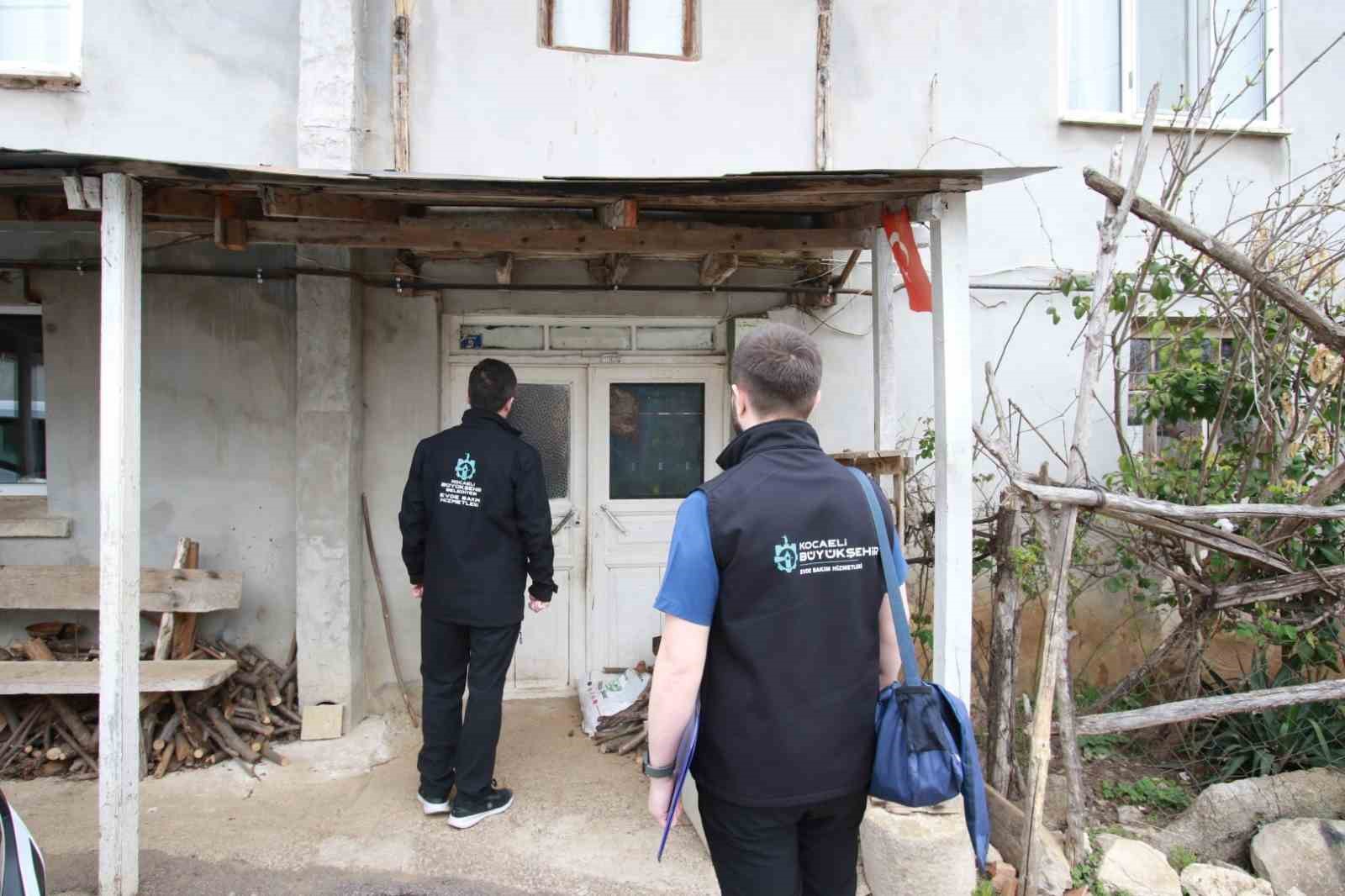 Bin 834 kişiye 19 bin kez evde bakım hizmeti
