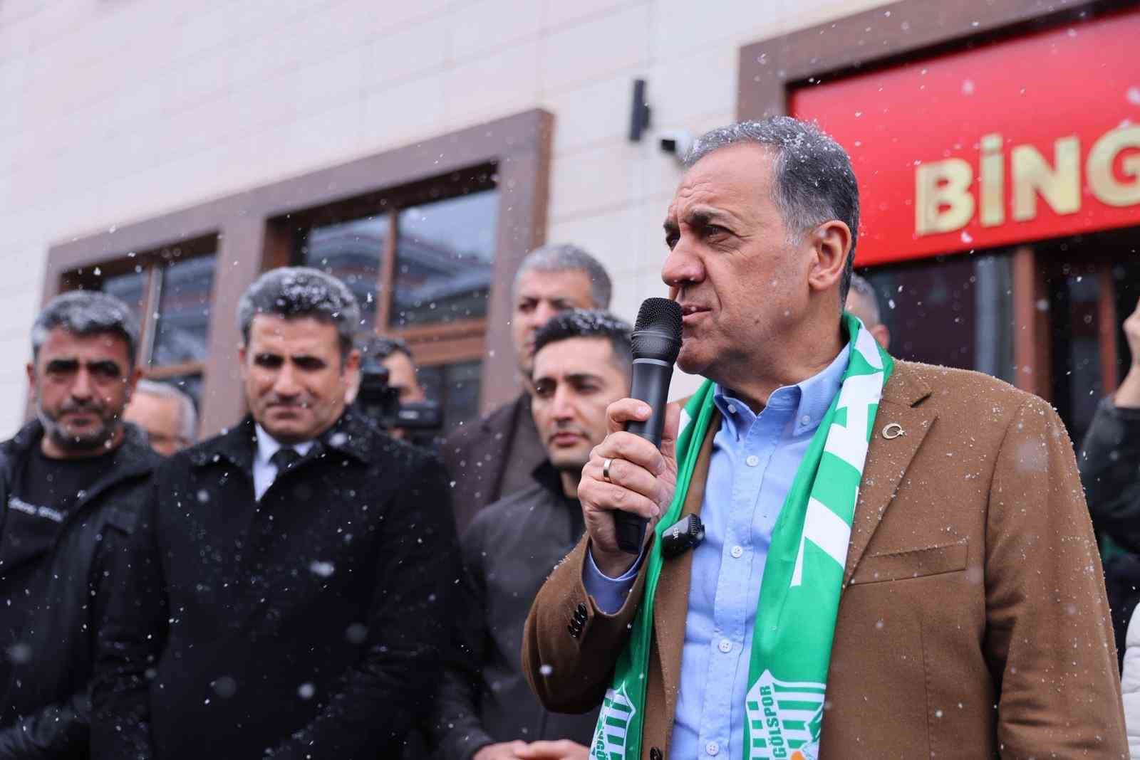 Bingöl Valisi Usta’dan duygusal veda: "Çok güzel bir şehirde valilik yaptım"
