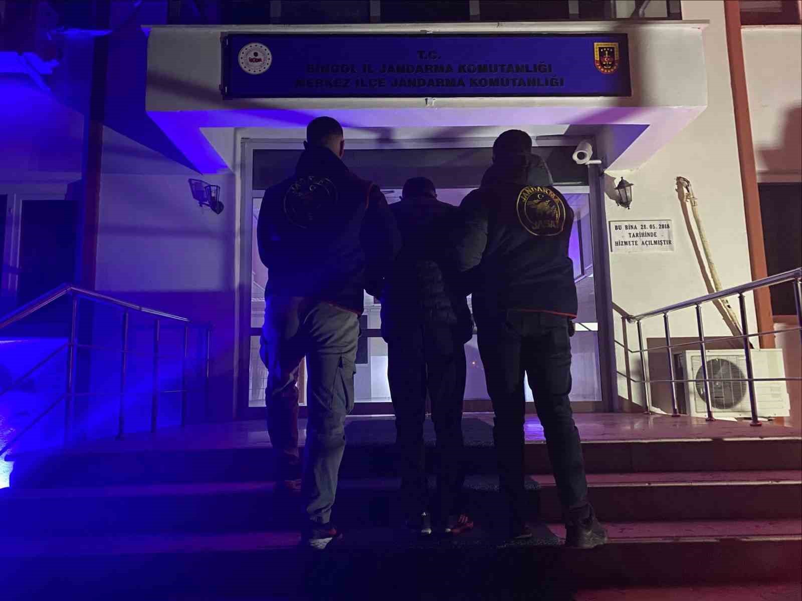 Bingöl’de aranan 10 şahıs yakalandı
