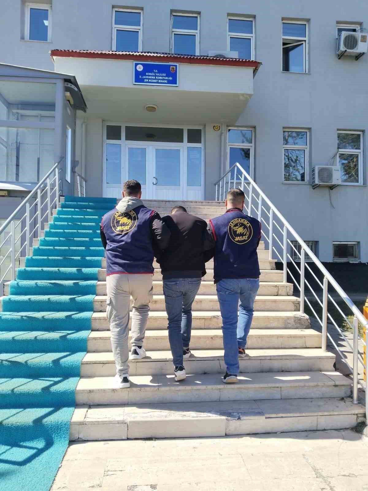 Bingöl’de aranan 13 şüpheli yakalandı

