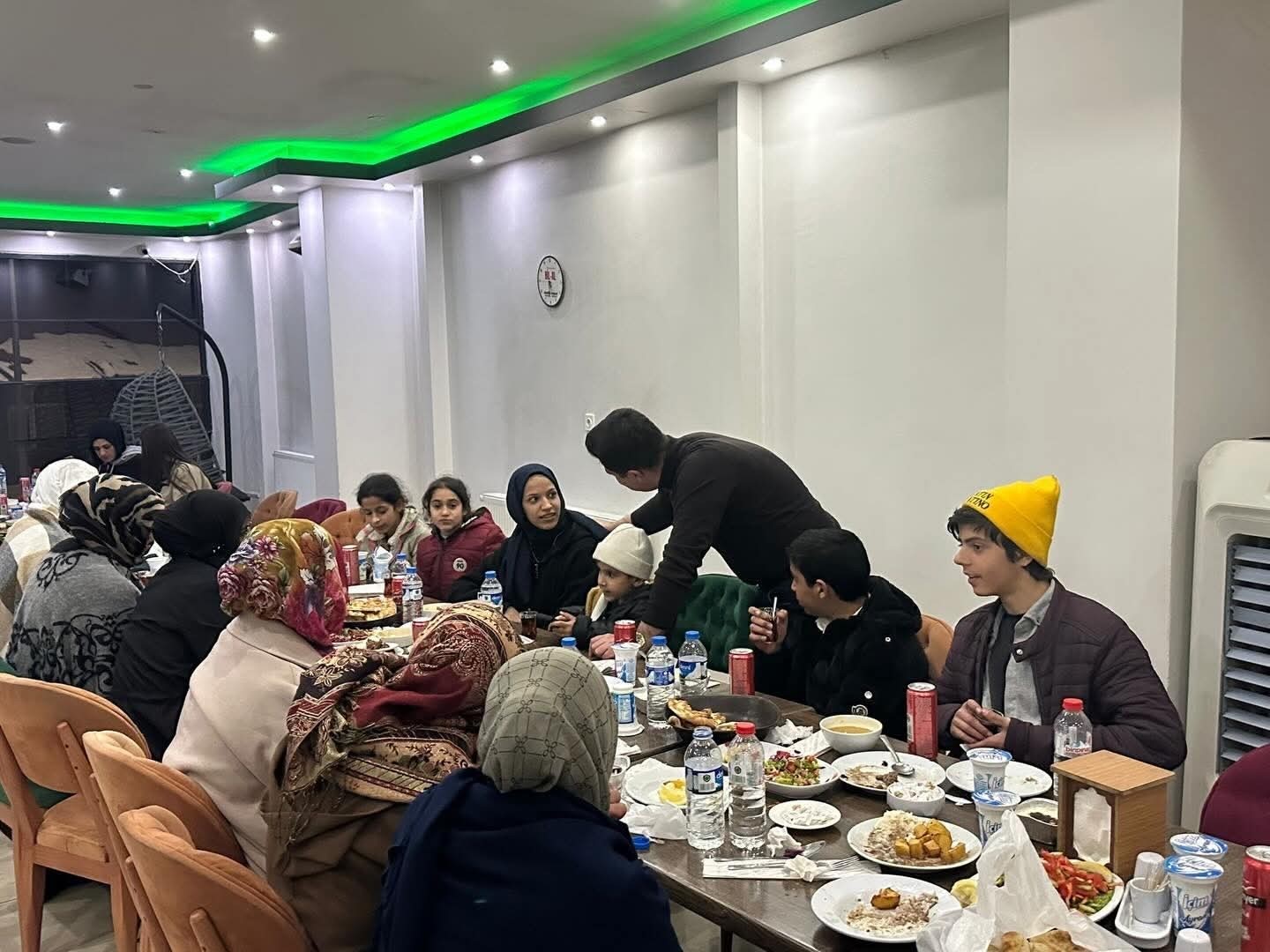 Bingöl’de çocuklar ve aileleri için iftar programı düzenlendi
