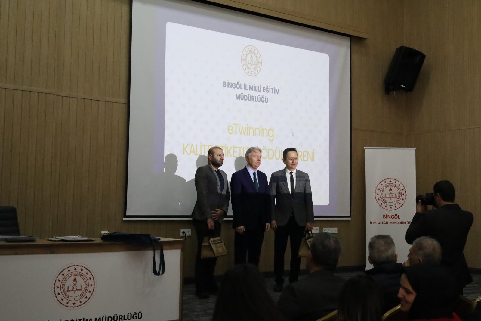 Bingöl’de eTwinning Çalıştayı ödül töreniyle tamamlandı
