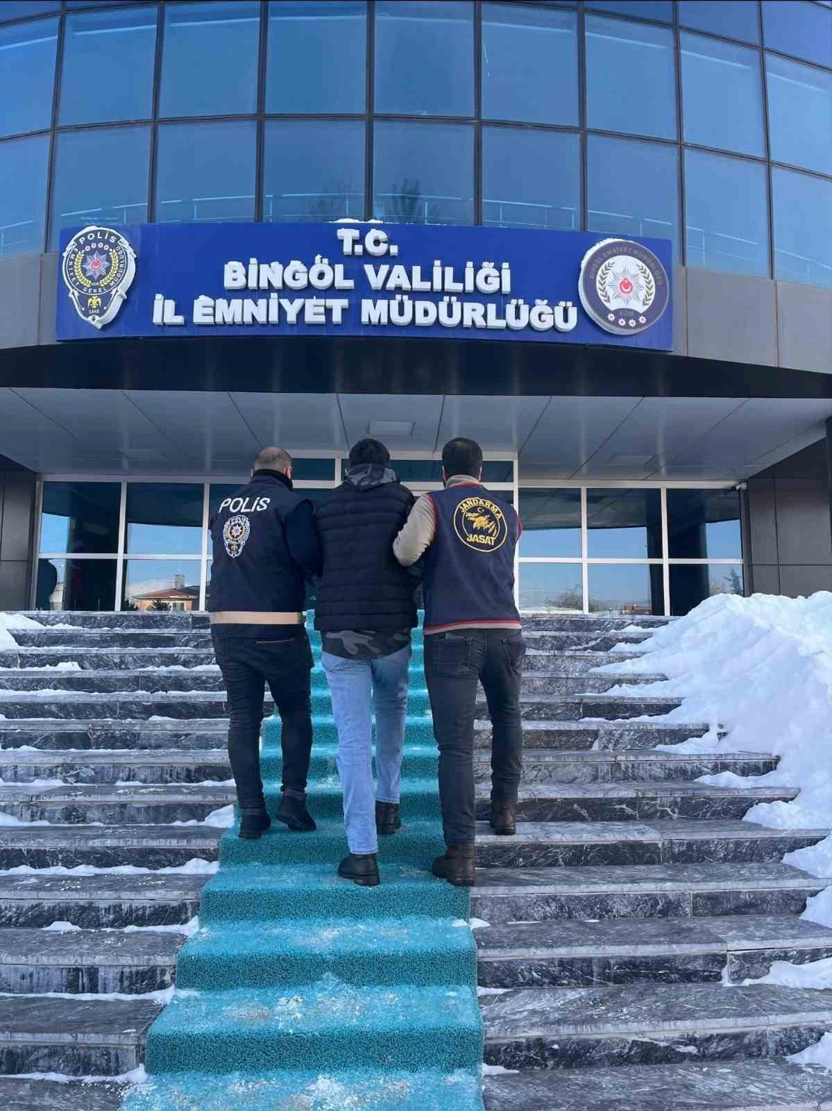 Bingöl’de kesinleşmiş hapis cezası bulunan 7 zanlı yakalandı
