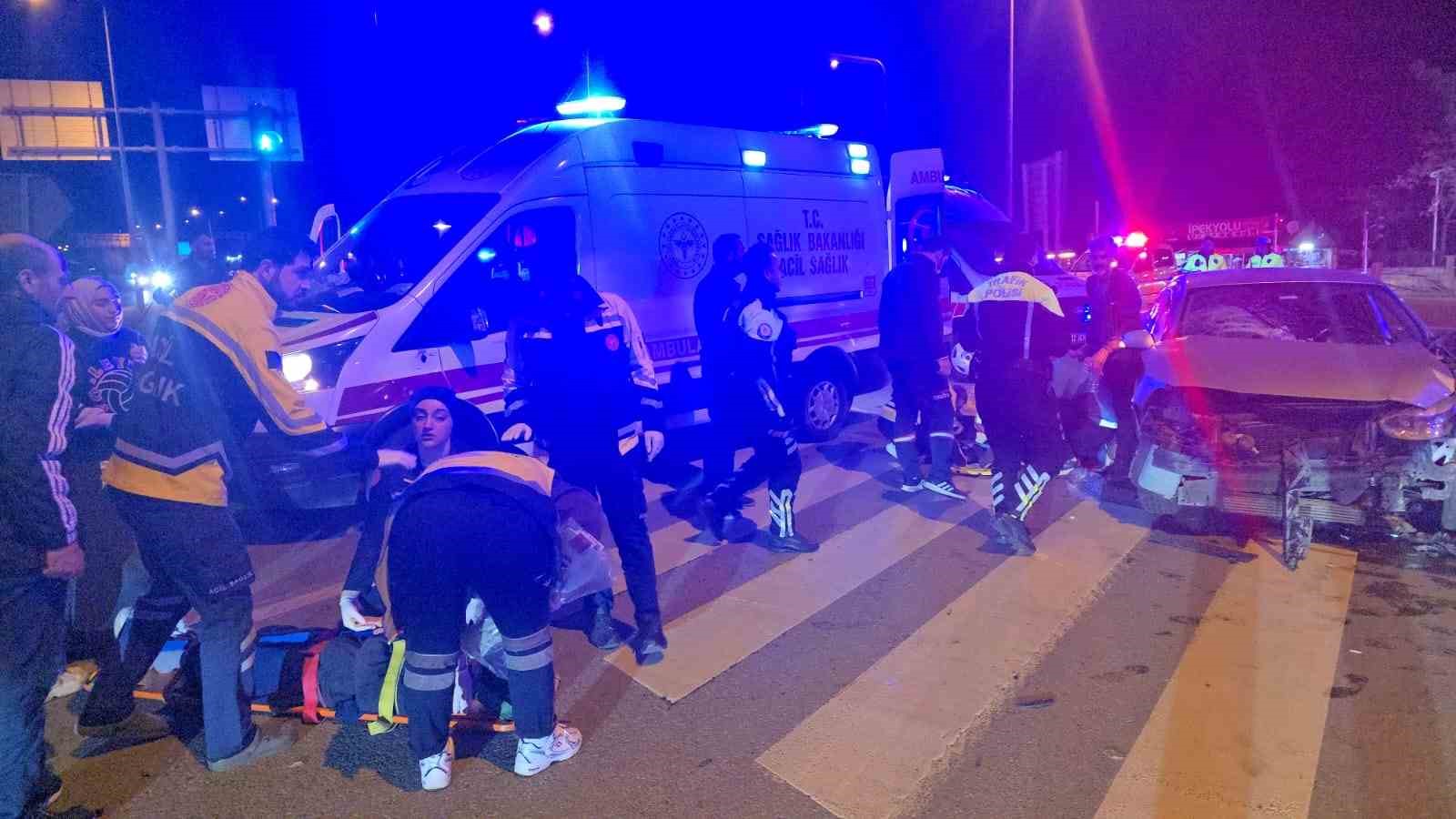 Bingöl’de trafik kazası: 5 yaralı
