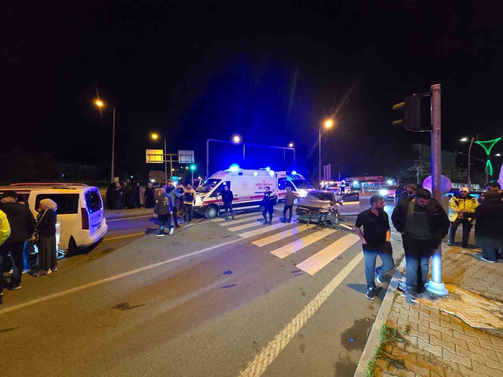 Bingöl’de trafik kazası: 5 yaralı
