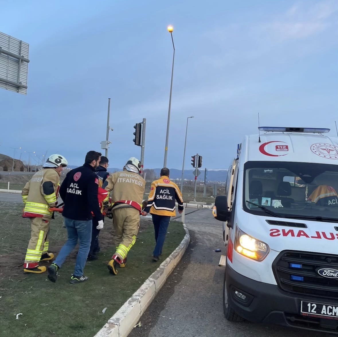 Bingöl’de trafik kazasında araç ters döndü: 1 yaralı
