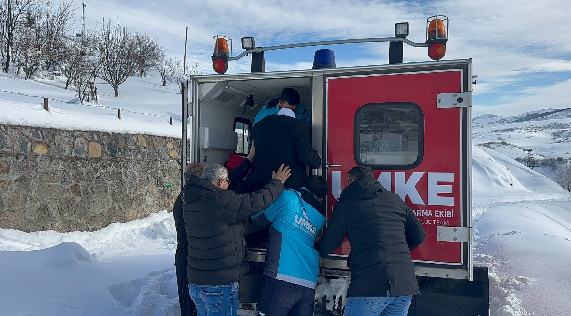 Bingöl’de UMKE’den zorlu kış şartlarında hayat kurtaran müdahale
