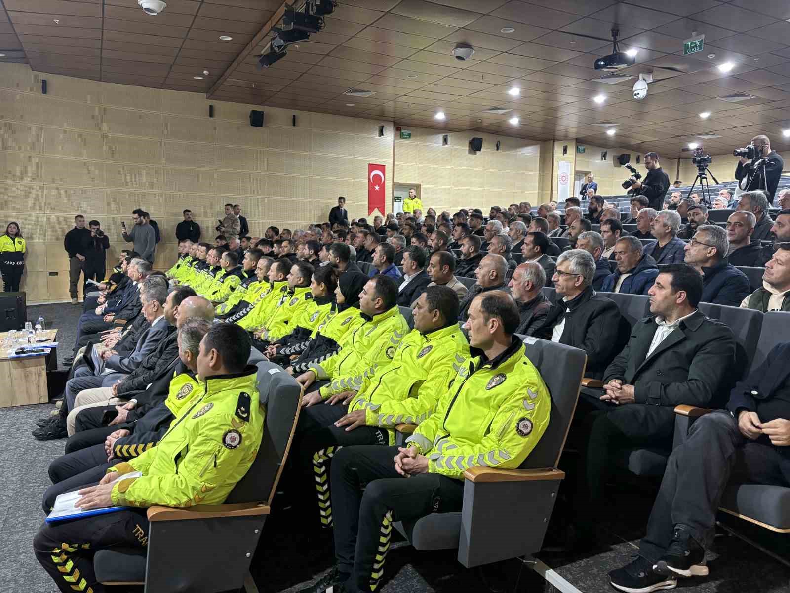 Bingöl’de yeni trafik düzenlemeleri ele alındı
