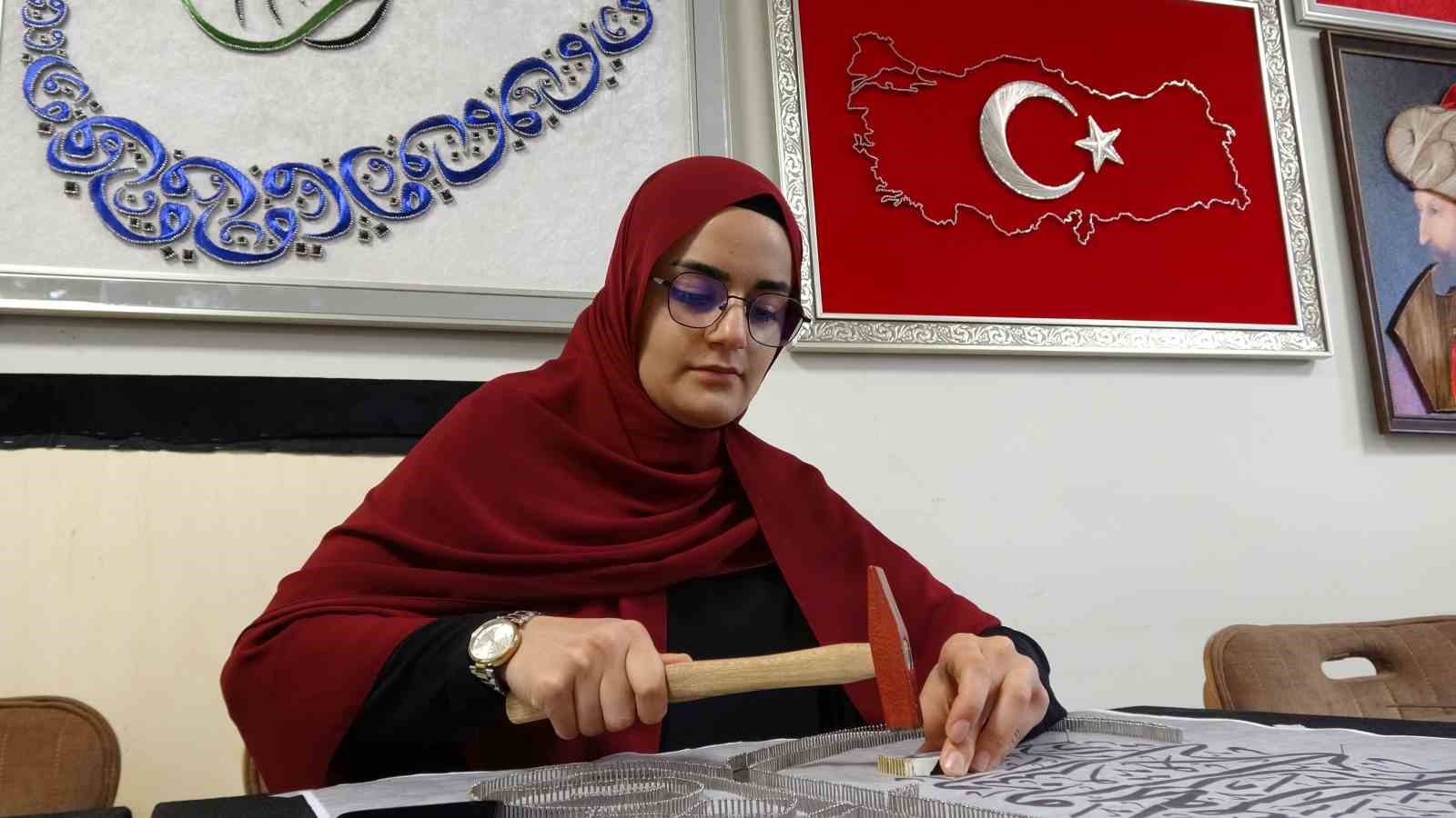 Binlerce çivi ve metrelerce bakır telle hayaller sanata dönüşüyor
