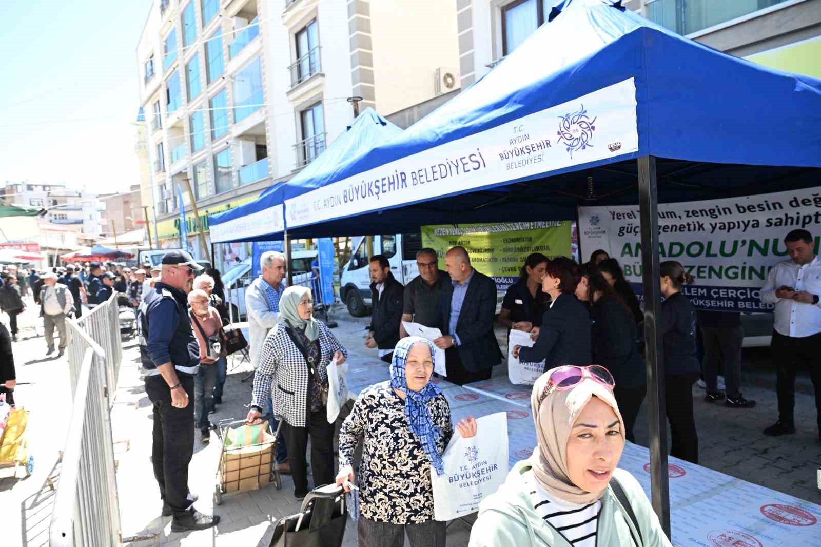 Binlerce fide Söke’de vatandaşlarla buluştu
