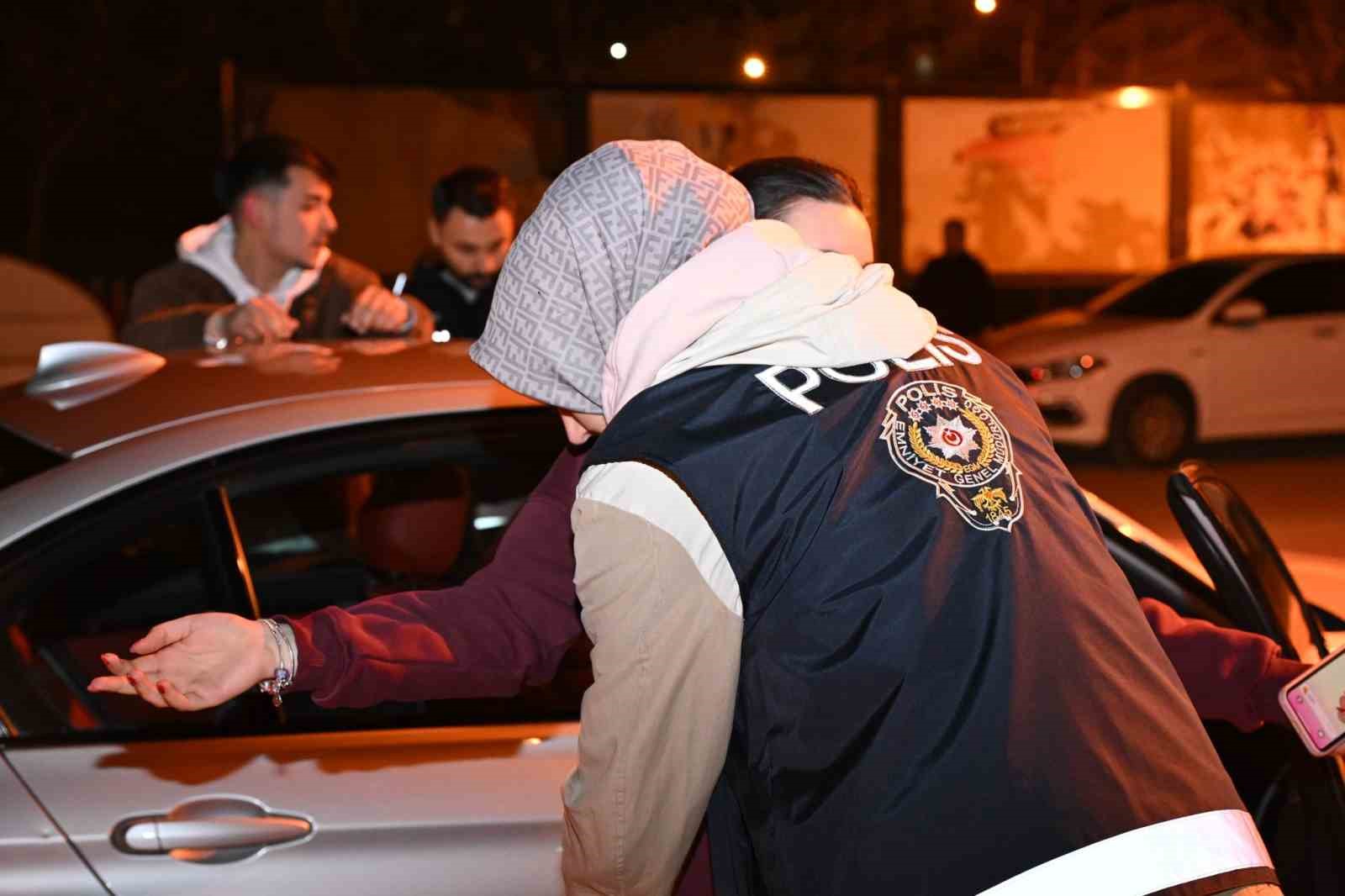 Binlerce üniversite öğrencisinin yaşadığı ilçede emniyetten sıkı denetim
