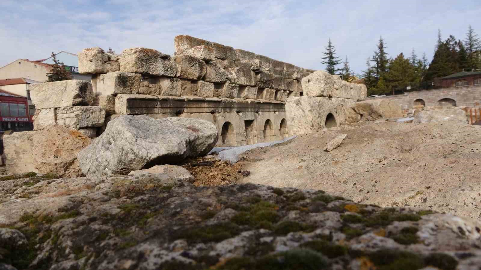 Binlerce yıllık Roma Hamamı, ziyaretçilerini ağırlamaya devam ediyor
