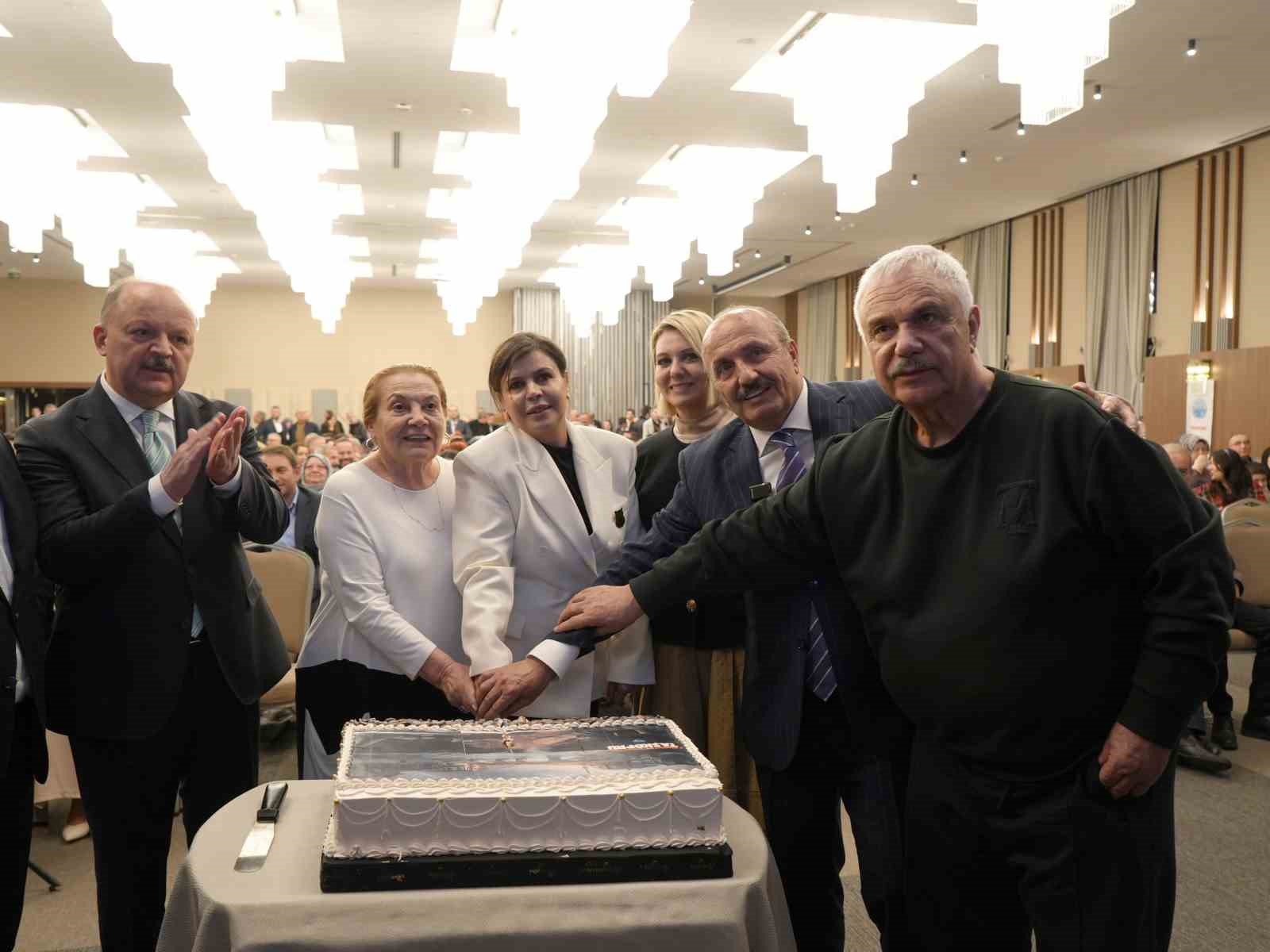 Binlerce yıllık tarihe yapay zekayla ışık tutulan filmin galasına yoğun ilgi
