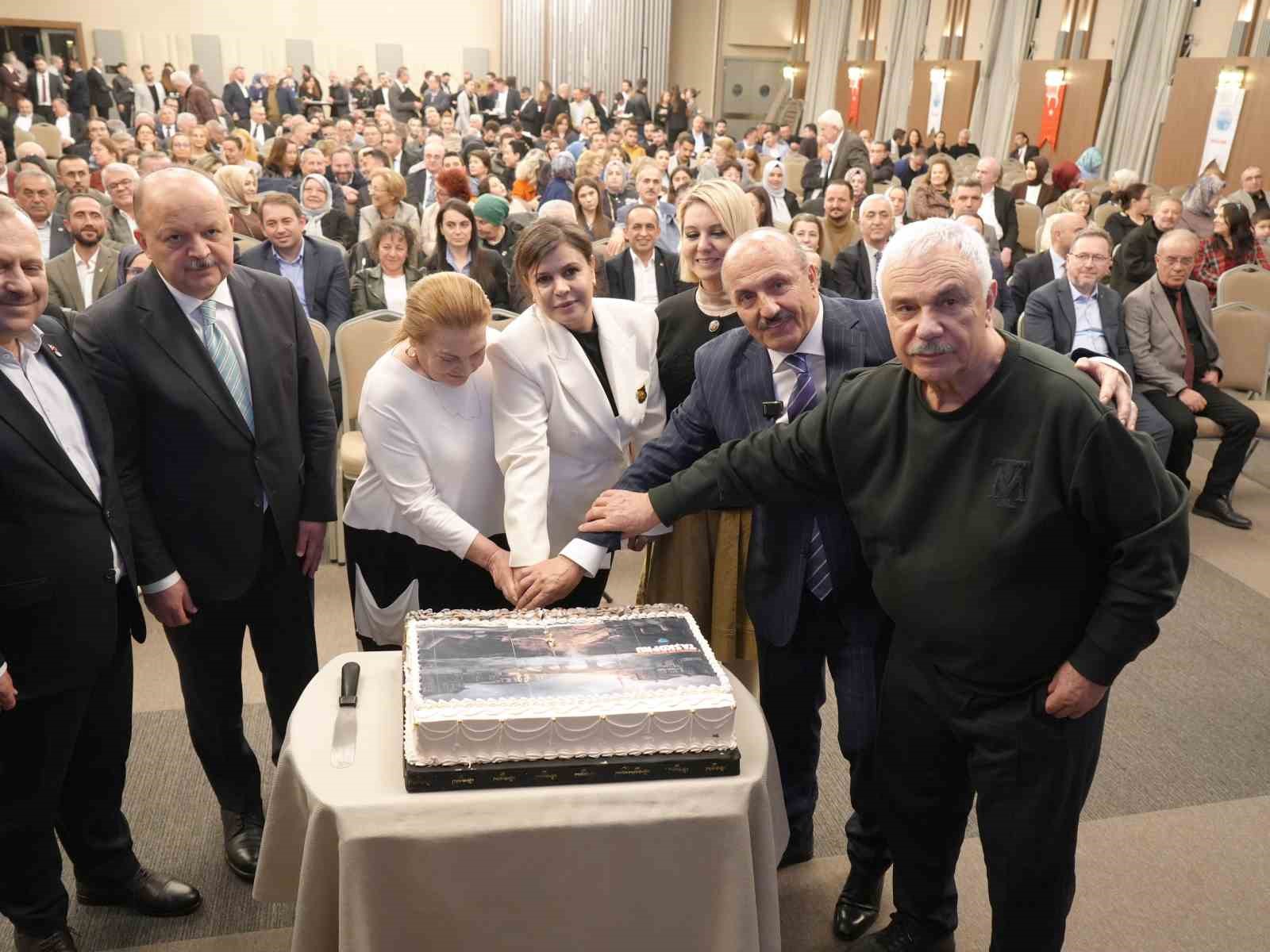 Binlerce yıllık tarihe yapay zekayla ışık tutulan filmin galasına yoğun ilgi
