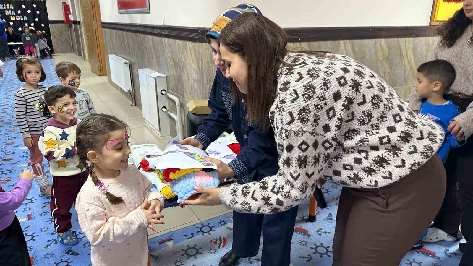 ’Bir Atkı Bin Umut’ projesiyle minik hayaller gerçeğe dönüştü
