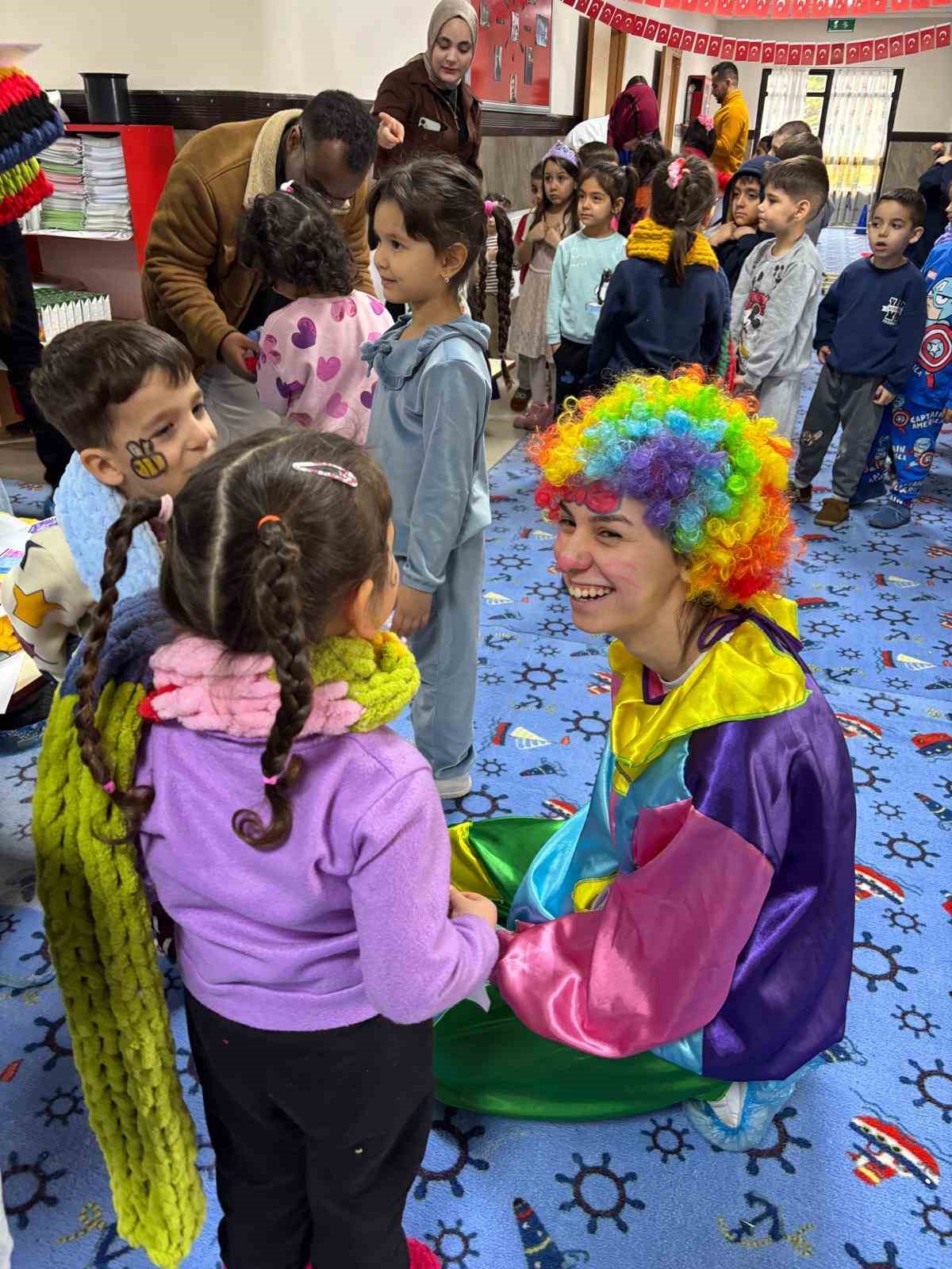 ’Bir Atkı Bin Umut’ projesiyle minik hayaller gerçeğe dönüştü
