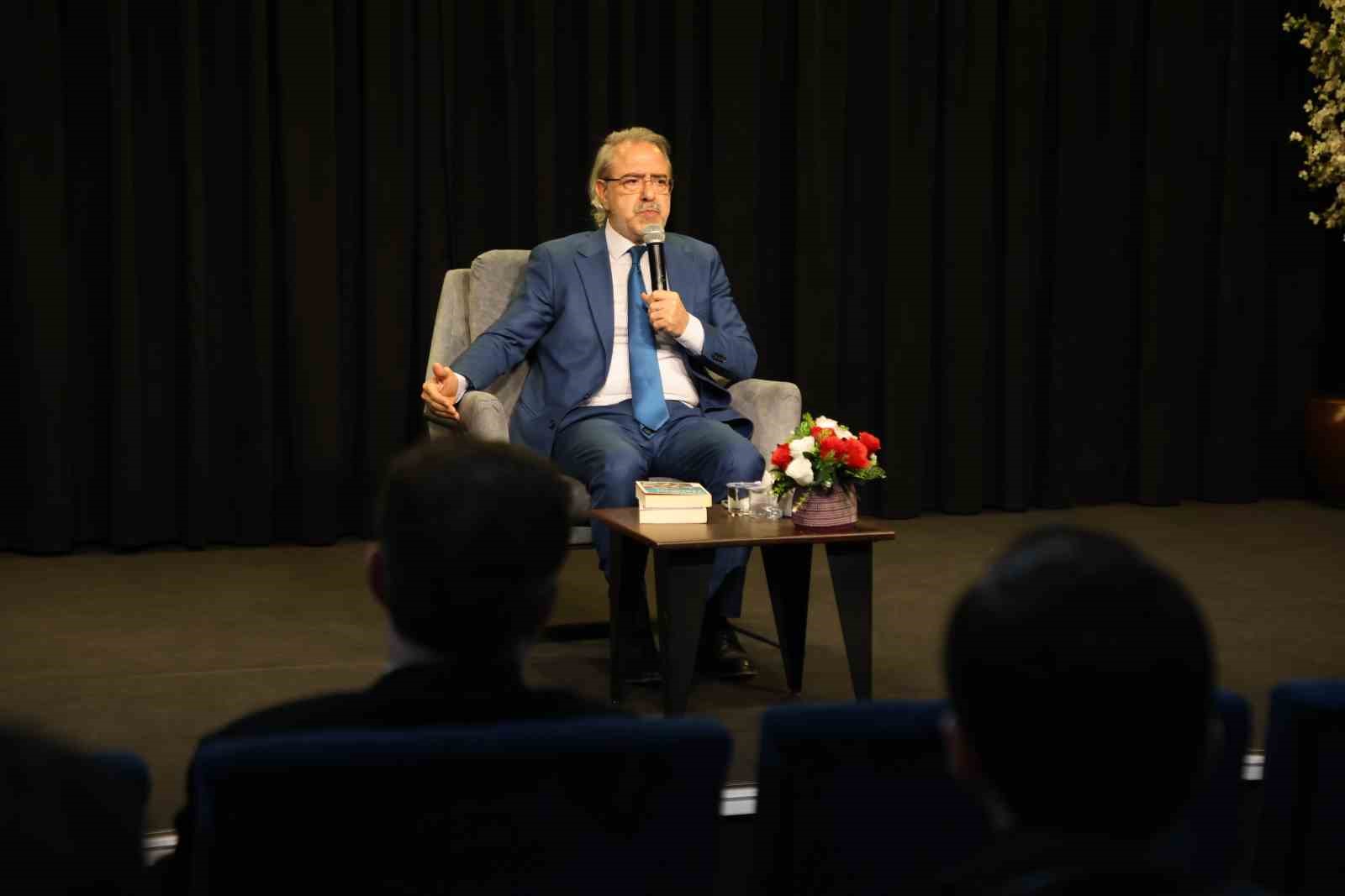 "Bir Düşüncenin İzinde: Cemil Meriç Sergisi" açıldı
