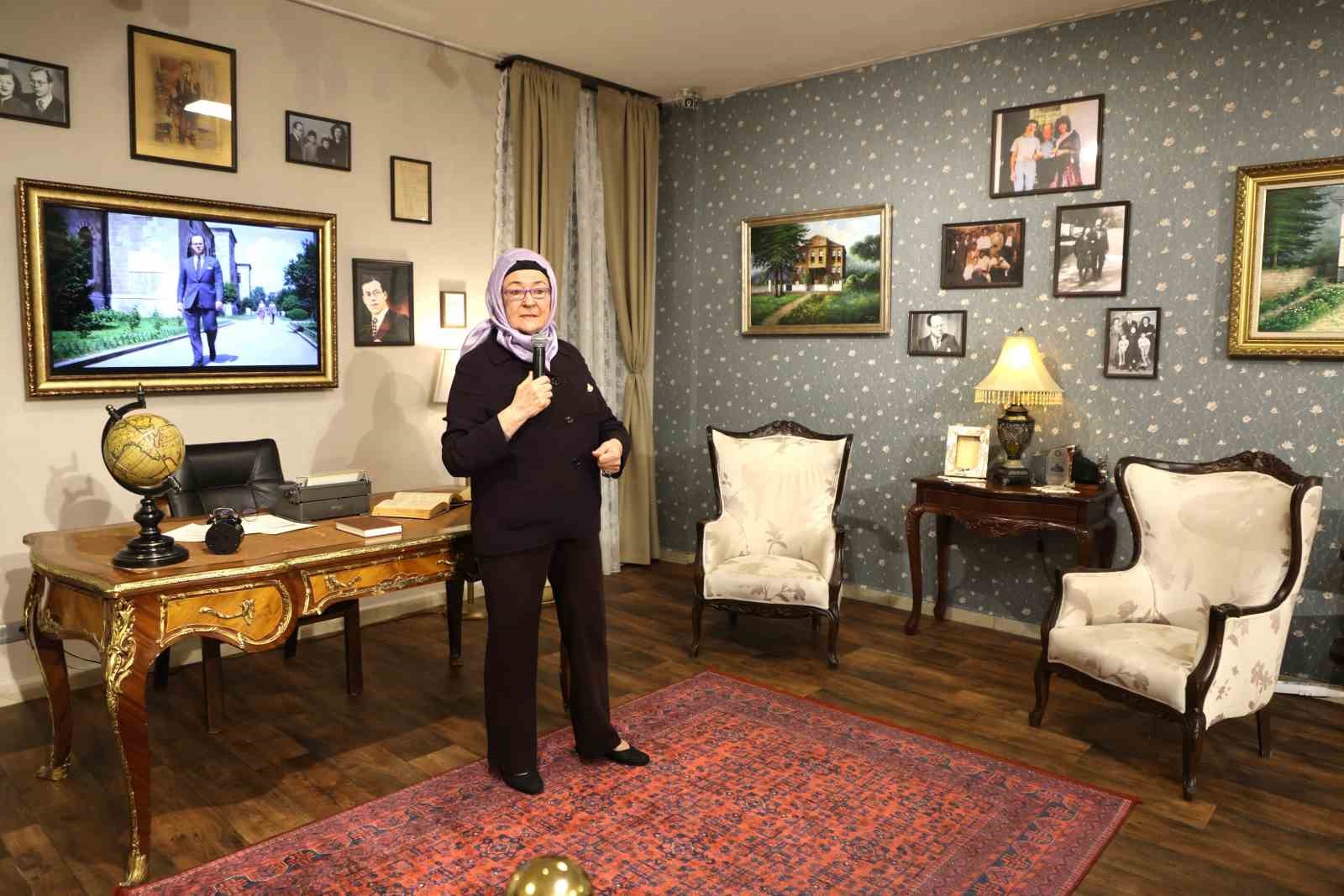 "Bir Düşüncenin İzinde: Cemil Meriç Sergisi" açıldı
