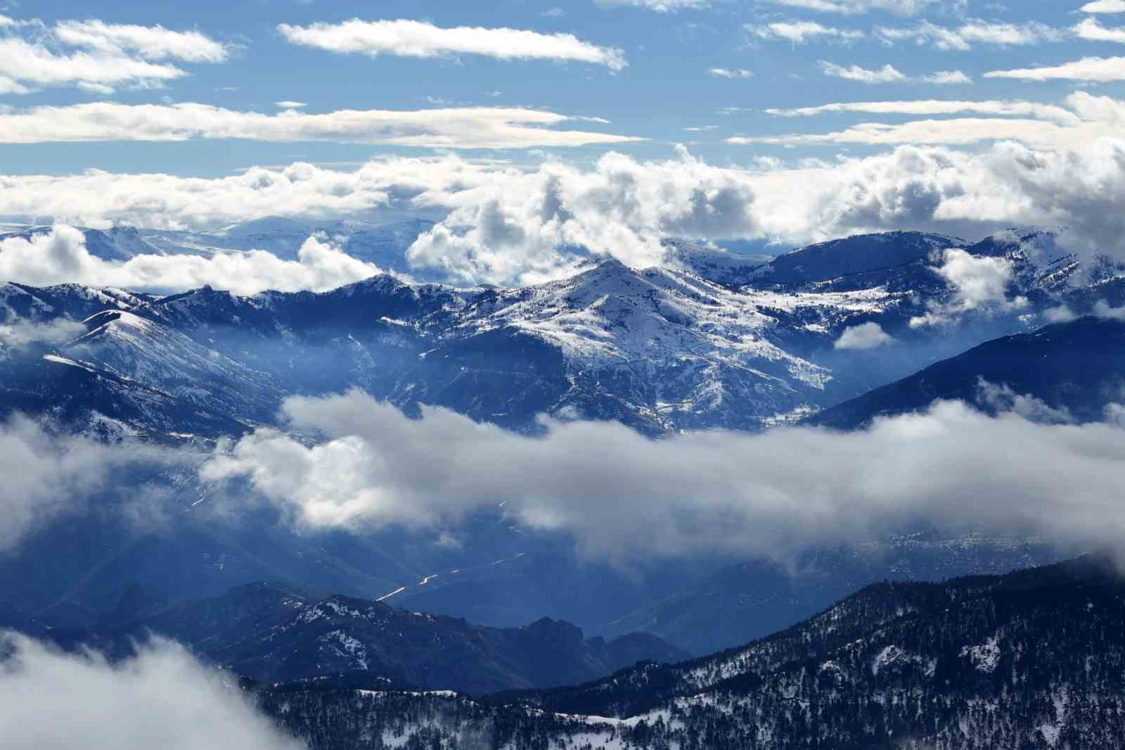 Bir günde dört mevsimi birden yaşadılar
