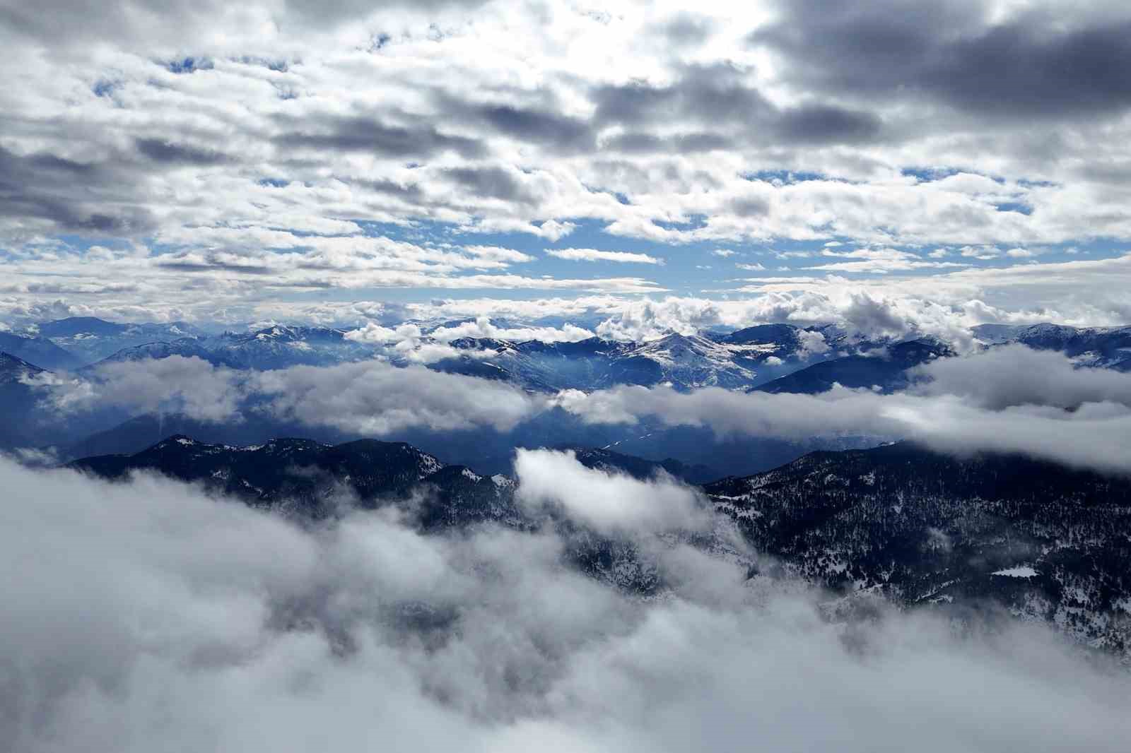 Bir günde dört mevsimi birden yaşadılar
