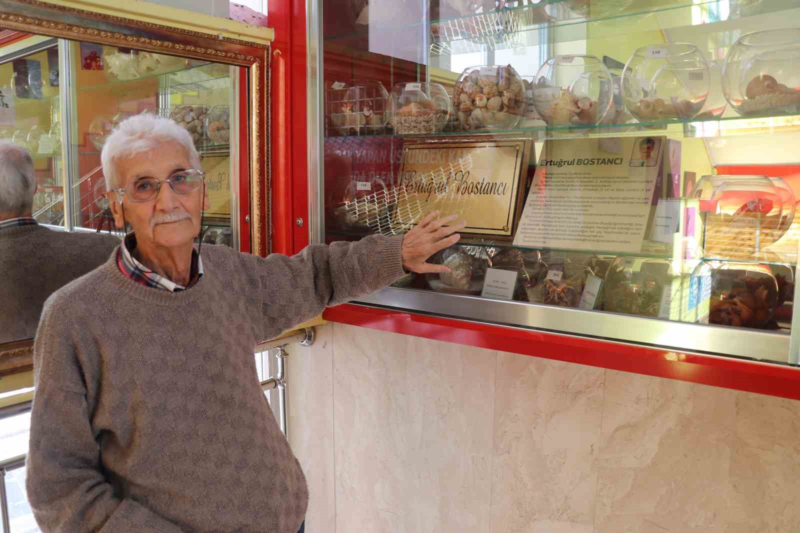 Bir yumurta ile başladığı biyoloji merakını müzeye dönüştürdü
