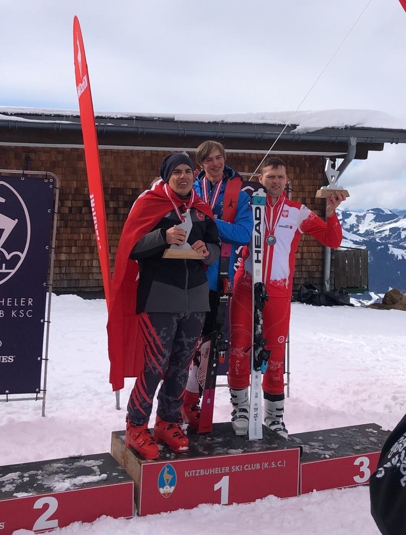 Birgül kardeşler yine gururlandırdı
