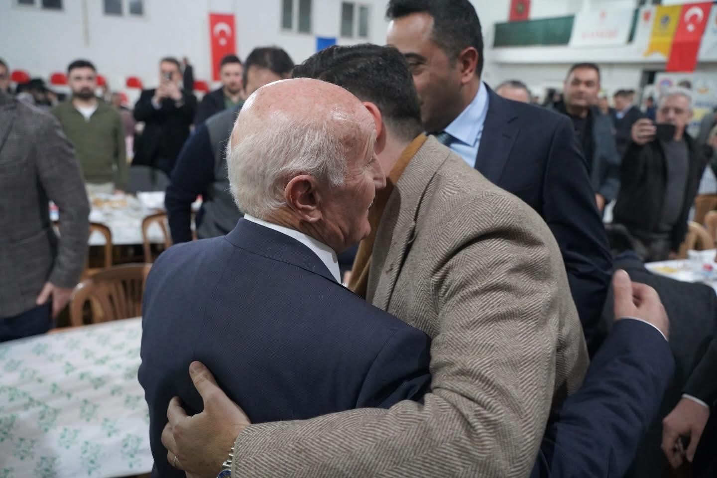 Birlik Vakfı iftarda bir araya geldi
