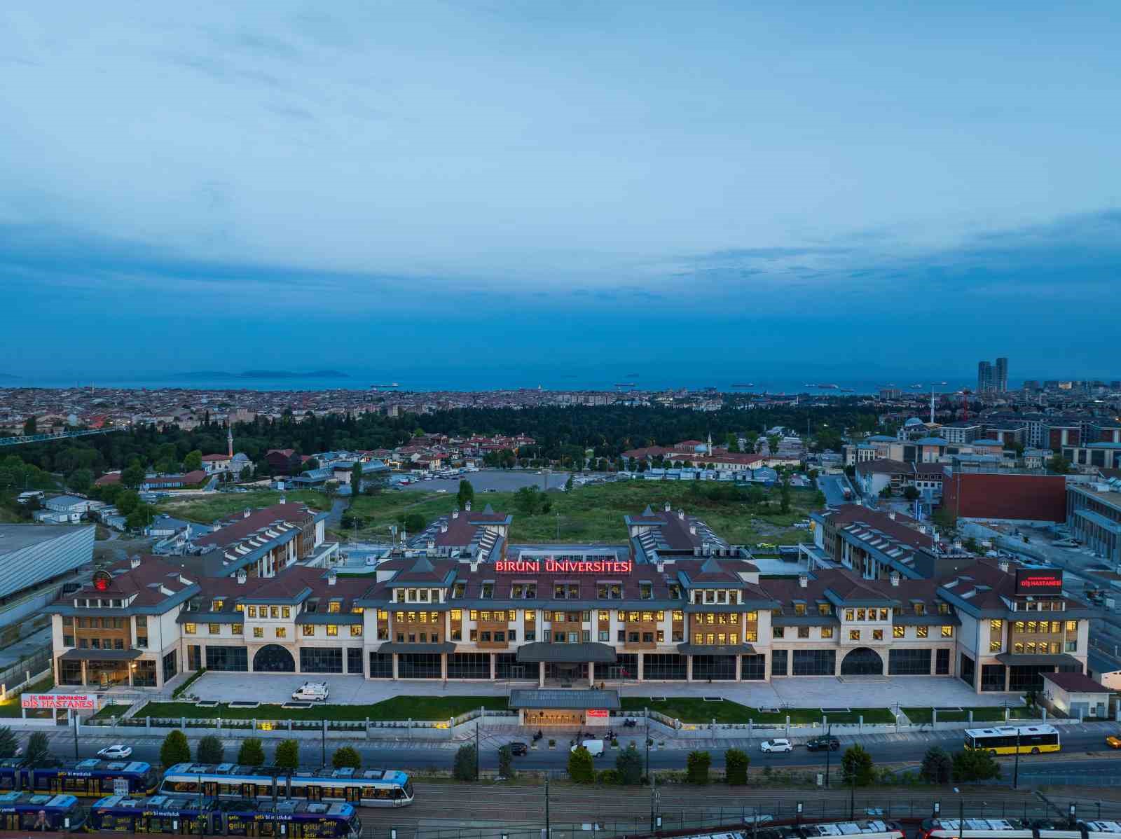 Biruni Üniversitesi, öğretim üyesi başına yayın performansında ilk 3’te
