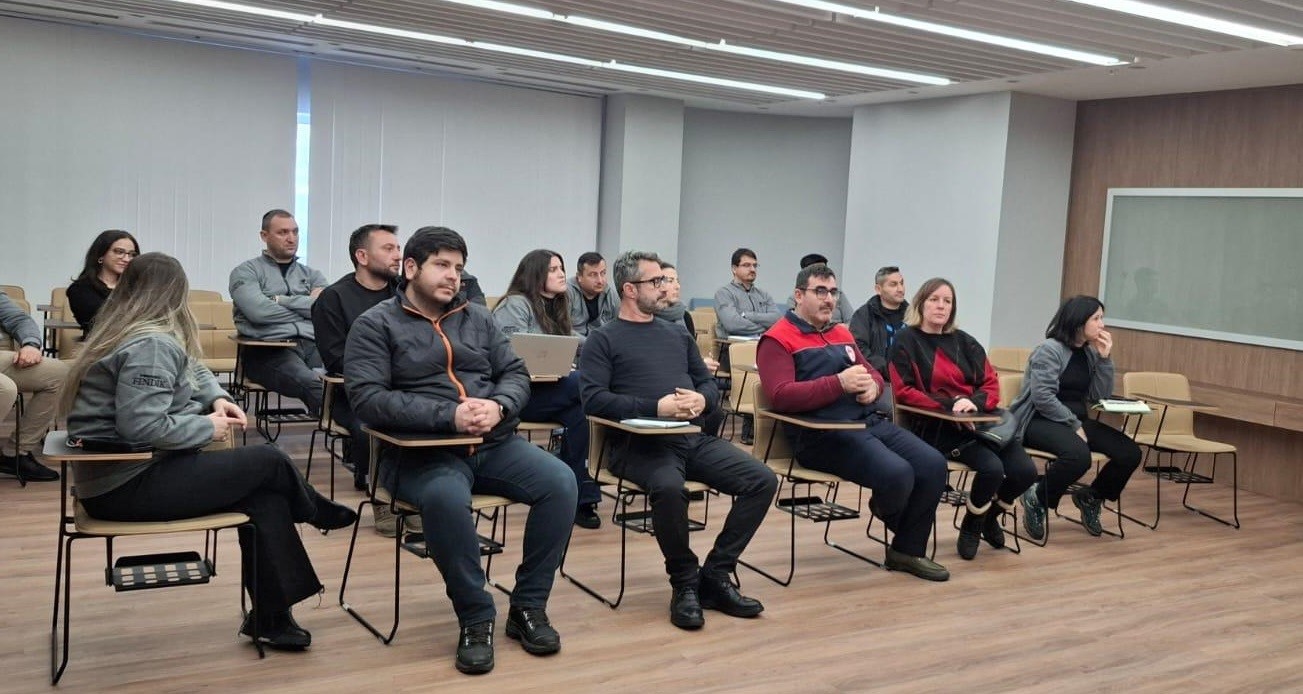 Bitki koruma ürünleri ve b-reçete sistemi eğitimi verildi
