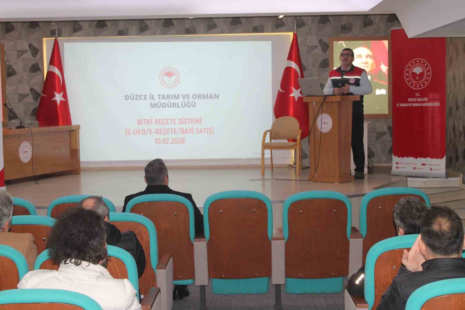 Bitki koruma ürünü ve gübre bayilerine bilgilendirmesi yapıldı
