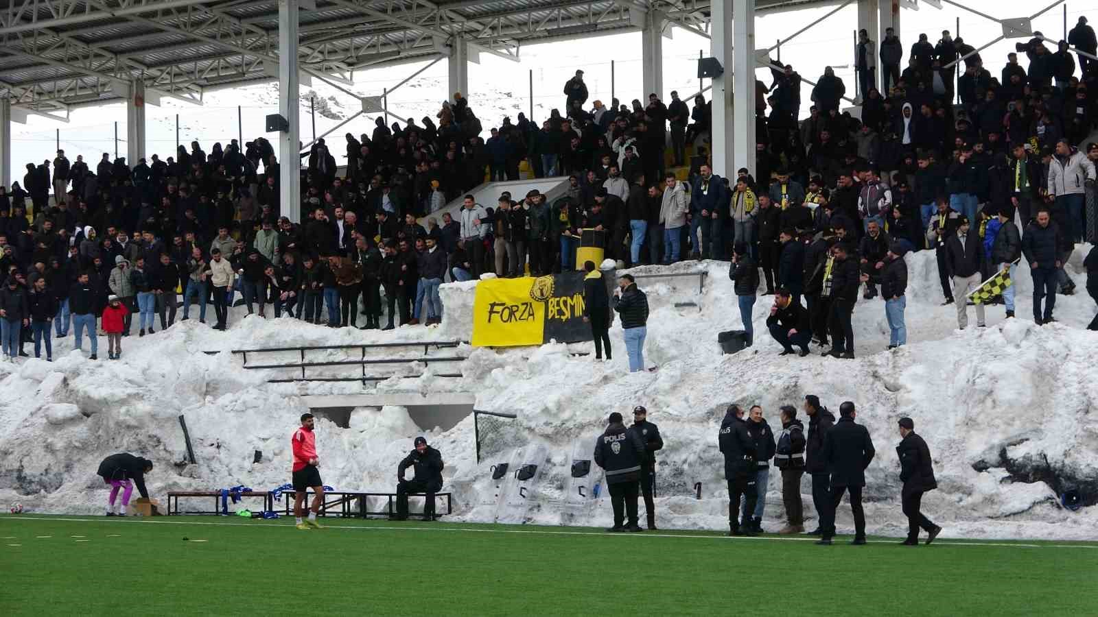 Bitlis Spor 1916 evinde puan kaybetti
