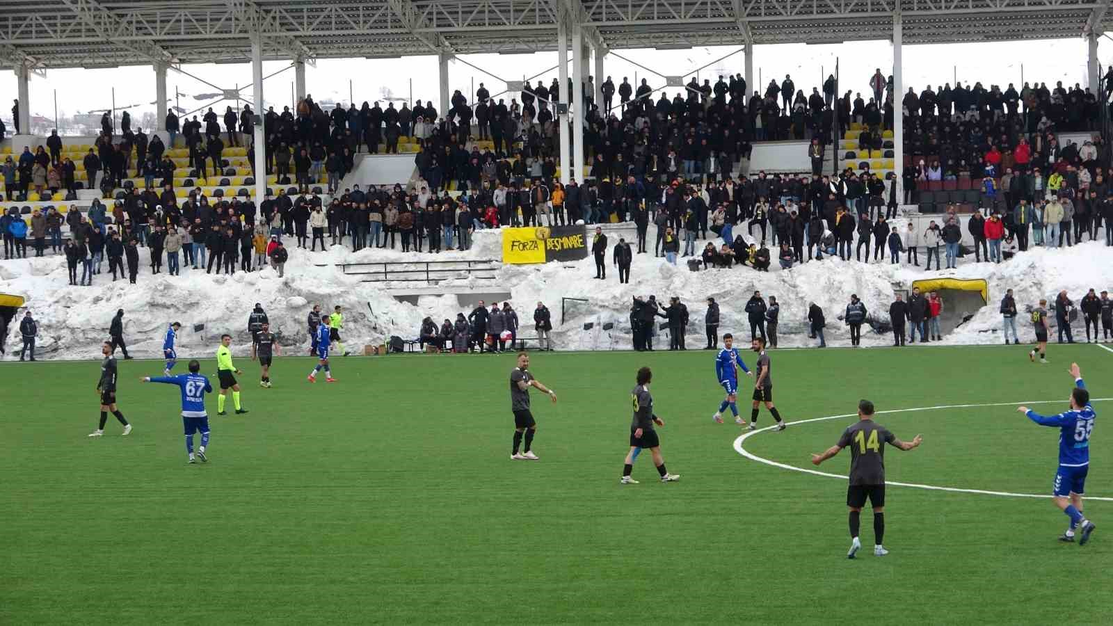 Bitlis Spor 1916 evinde puan kaybetti
