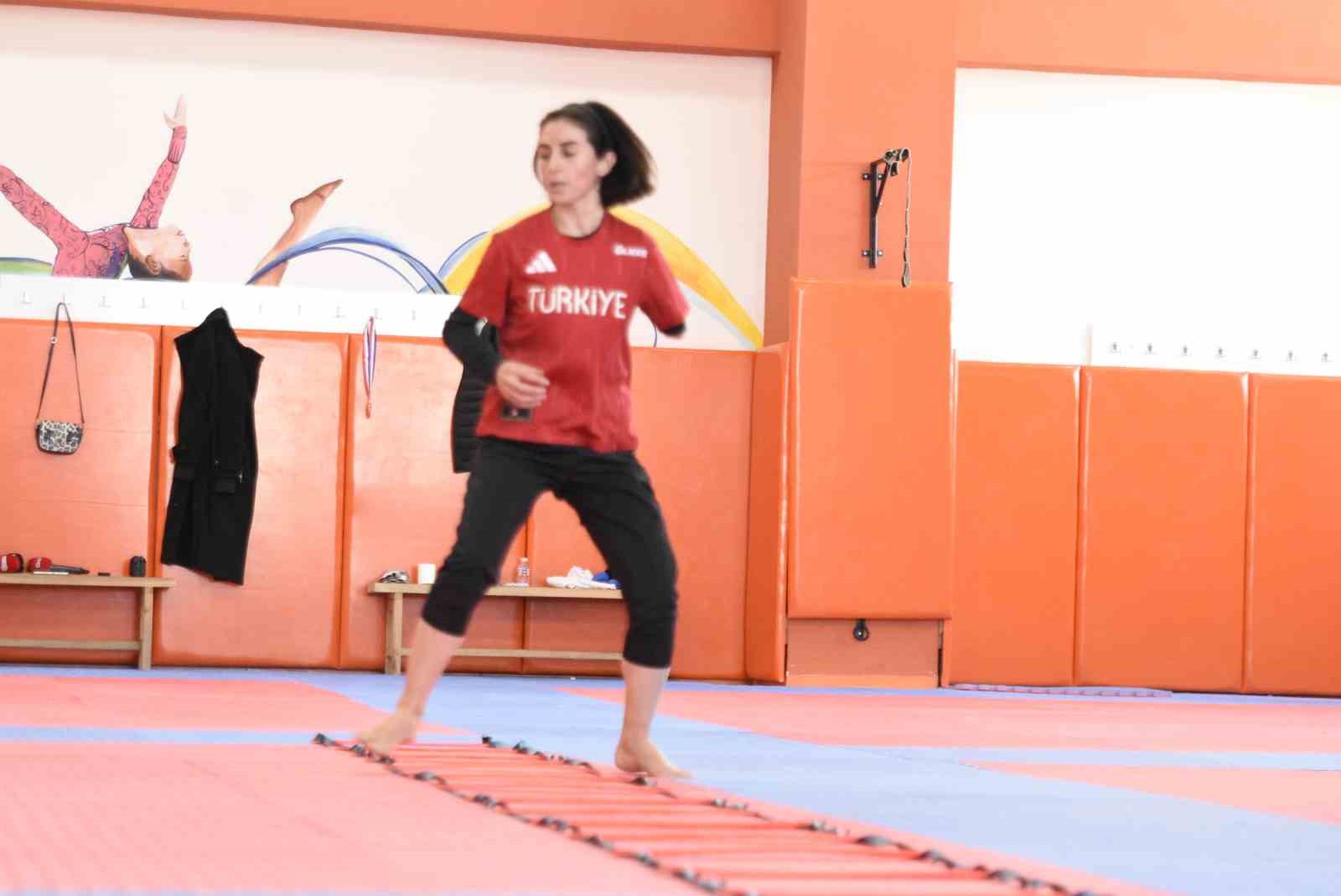 Bitlisli taekwondocu Nurcihan Ekinci’nin hedefi 2032 Paralimpik Oyunları
