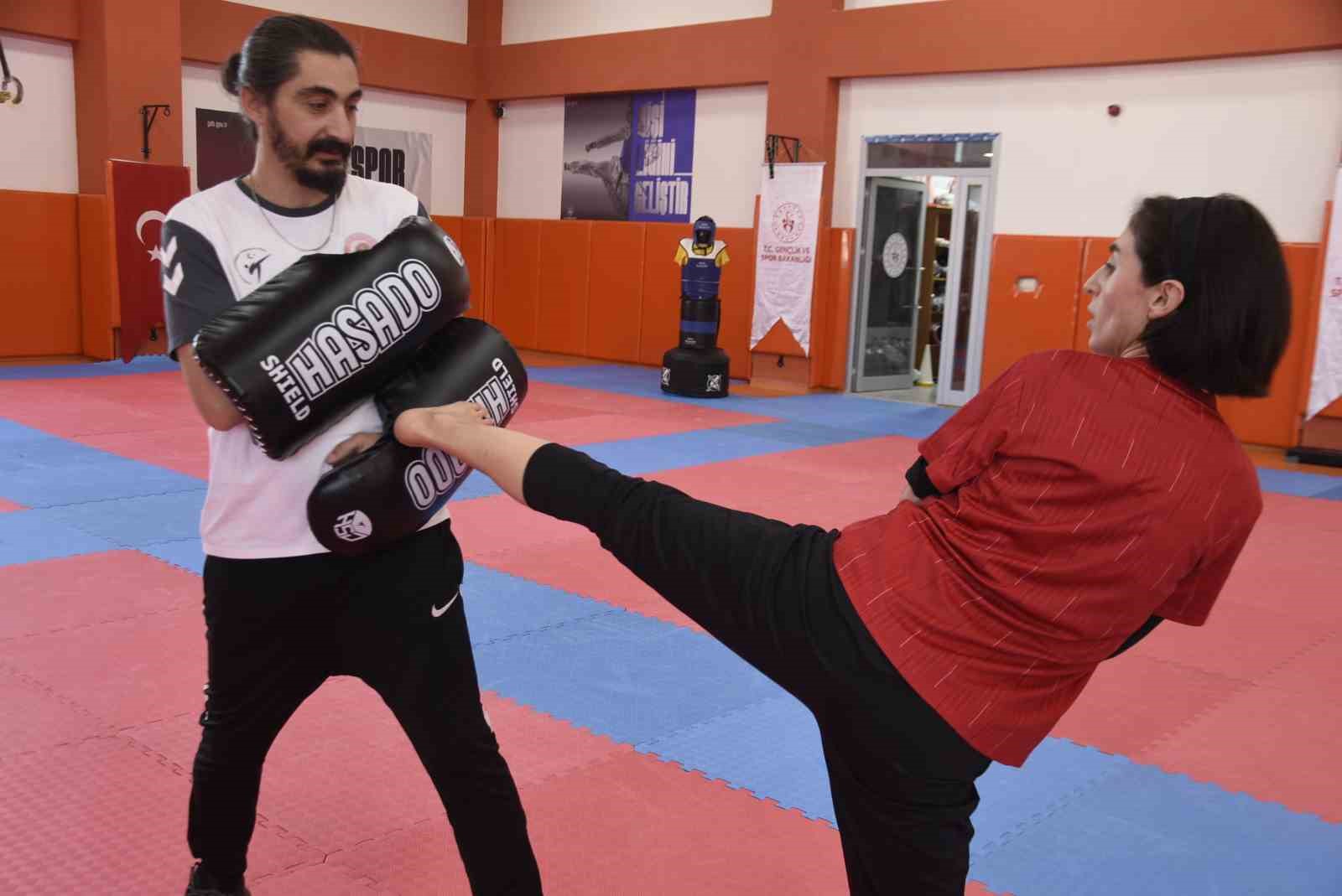 Bitlisli taekwondocu Nurcihan Ekinci’nin hedefi 2032 Paralimpik Oyunları
