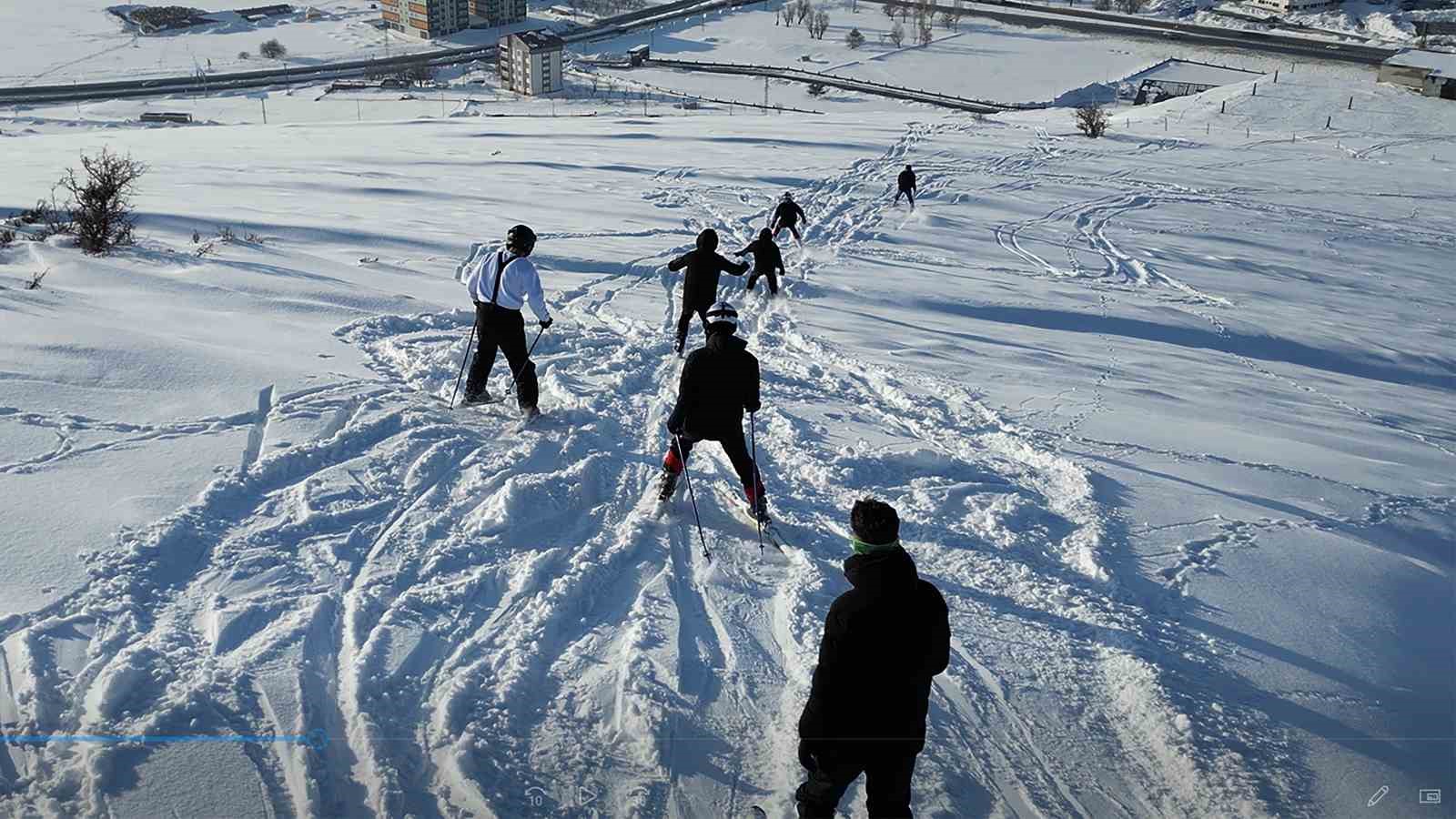 Bitlis’te adrenalin tutkusu tehlikeye davetiye çıkardı
