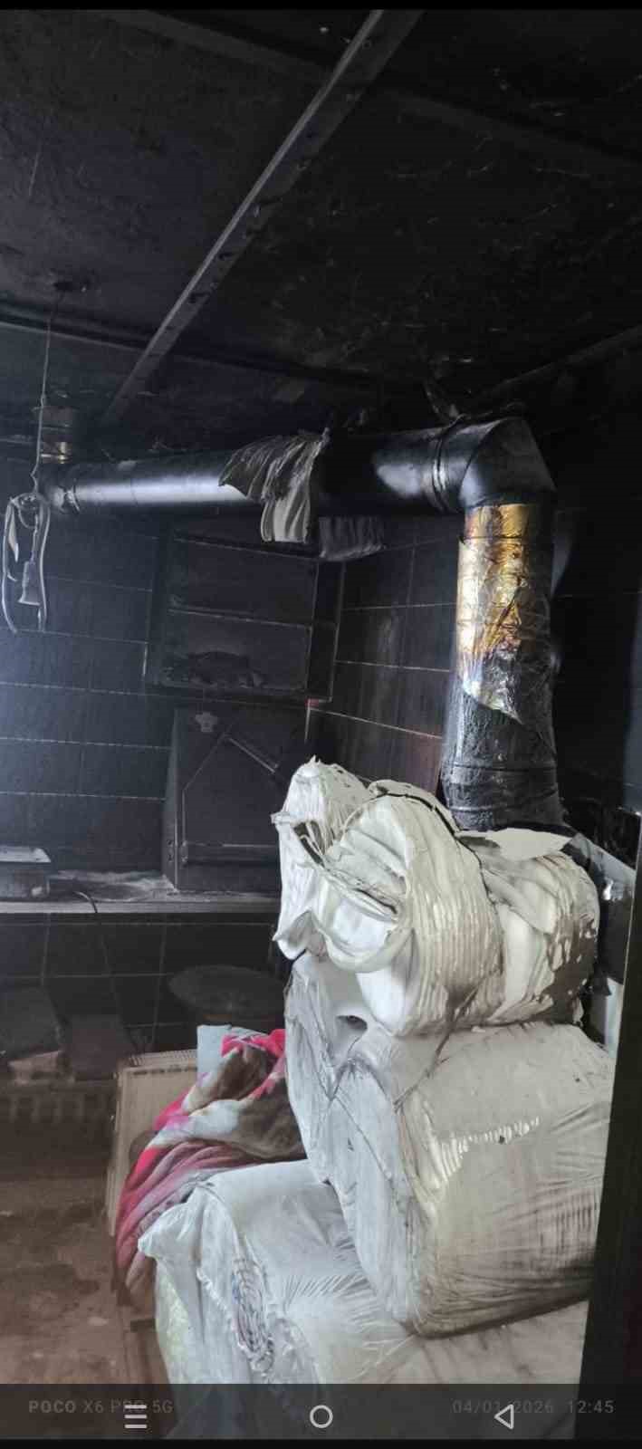 Bitlis’te bir iş yerinde yangın çıktı
