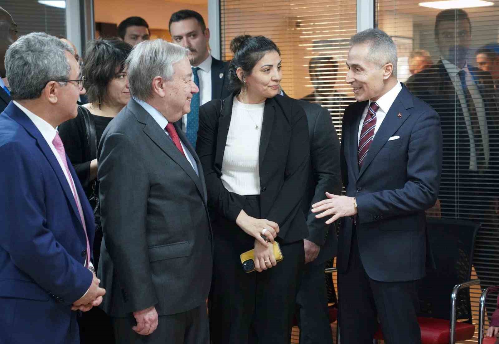 BM Genel Sekreteri Guterres Ankara İl Göç İdaresi Müdürlüğünü ziyaret etti
