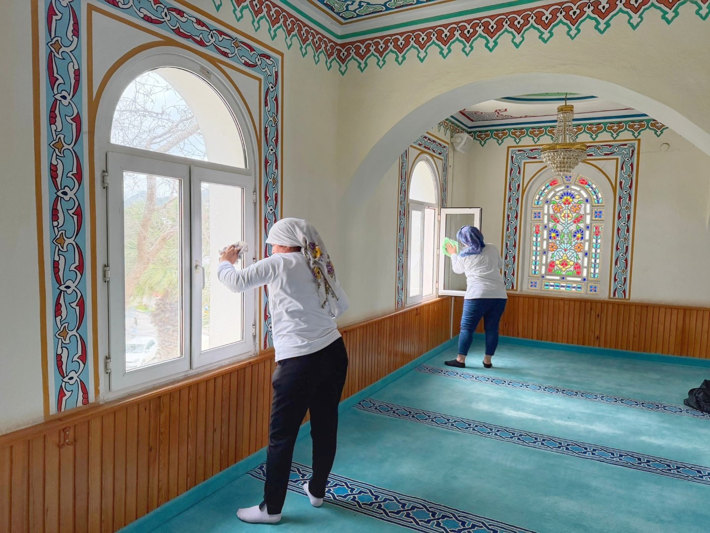 Bodrum camilerinde Ramazan temizliği
