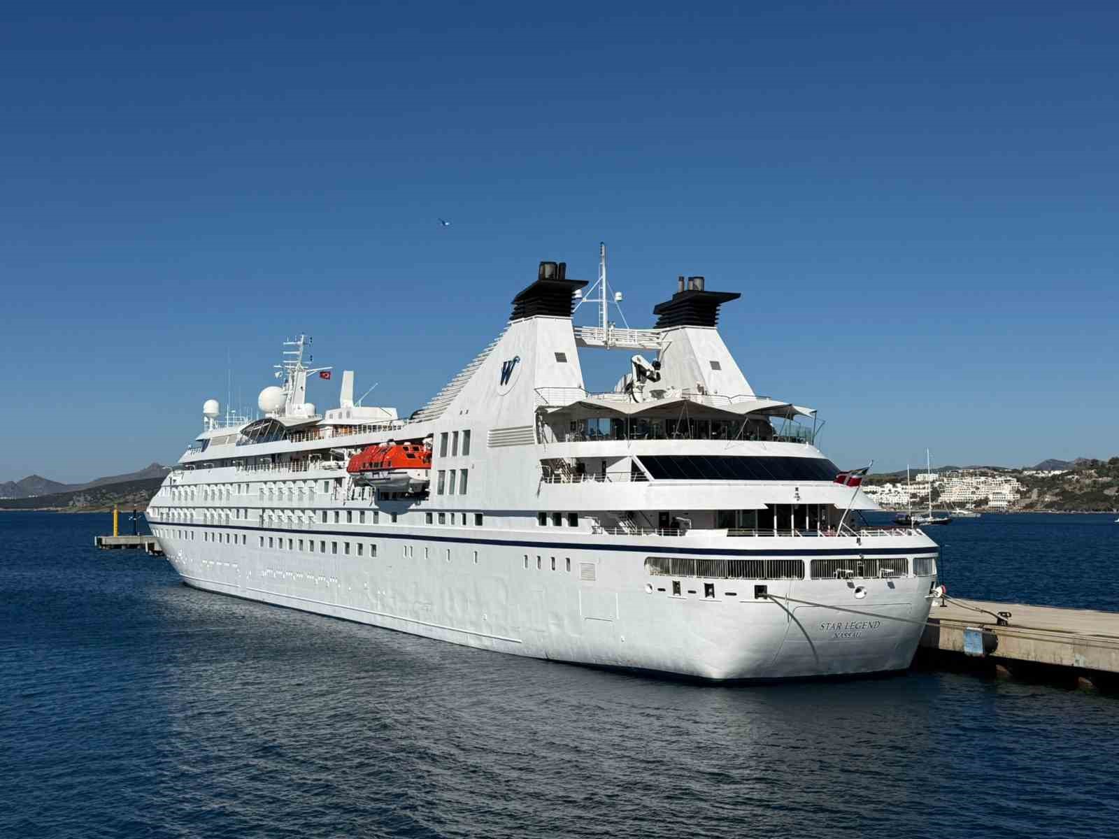 Bodrum’a 357 yolcusuyla geldi
