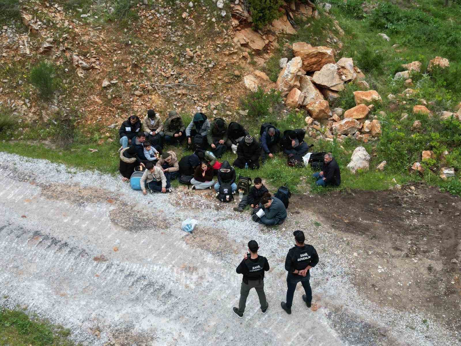 Bodrum’da 6’sı çocuk 21 düzensiz göçmen yakalandı
