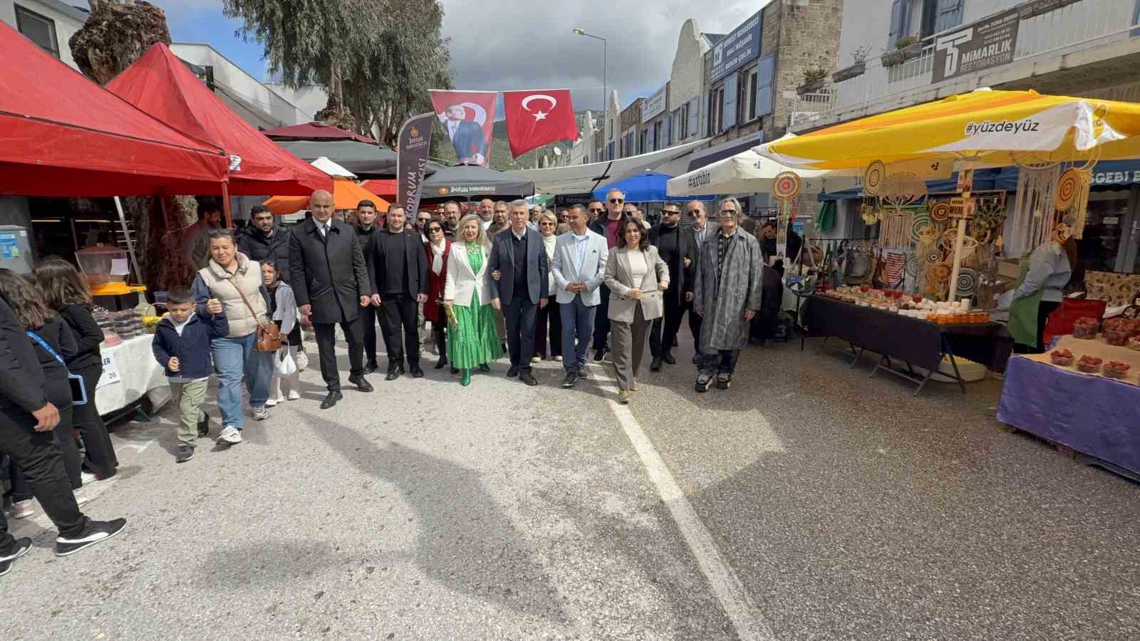 Bodrum’da Acı Ot Festivali’ne insan seli
